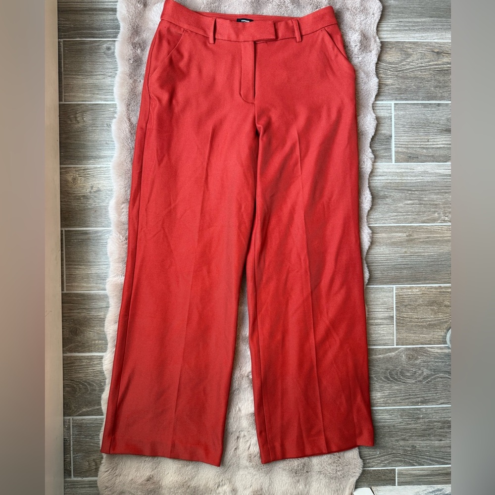 Express orange mid rise relaxed trousers, size 10, great condition